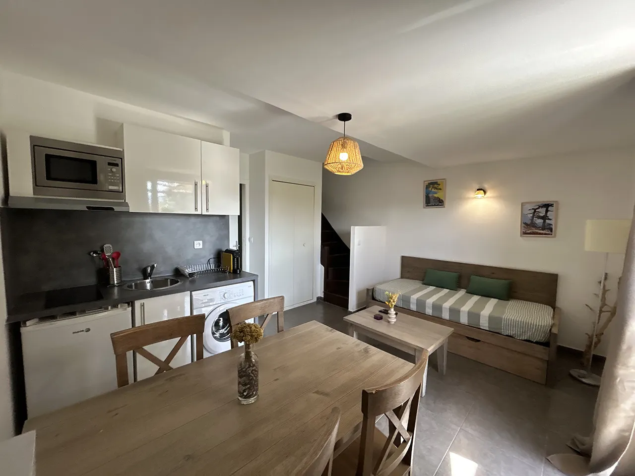 Salon Location Villa 2-4 personnes Santa Giulia Porto-Vecchio