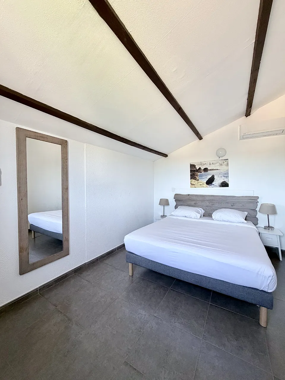 Chambre 1 Location Villa 4-6 personnes Santa Giulia Porto-Vecchio